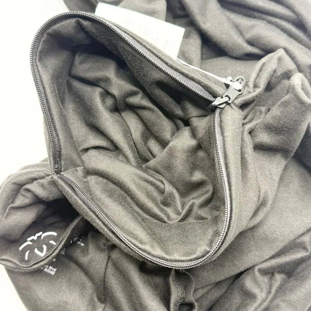 Beyond Yoga Infinity Scarf with Pocket - Black - NWT